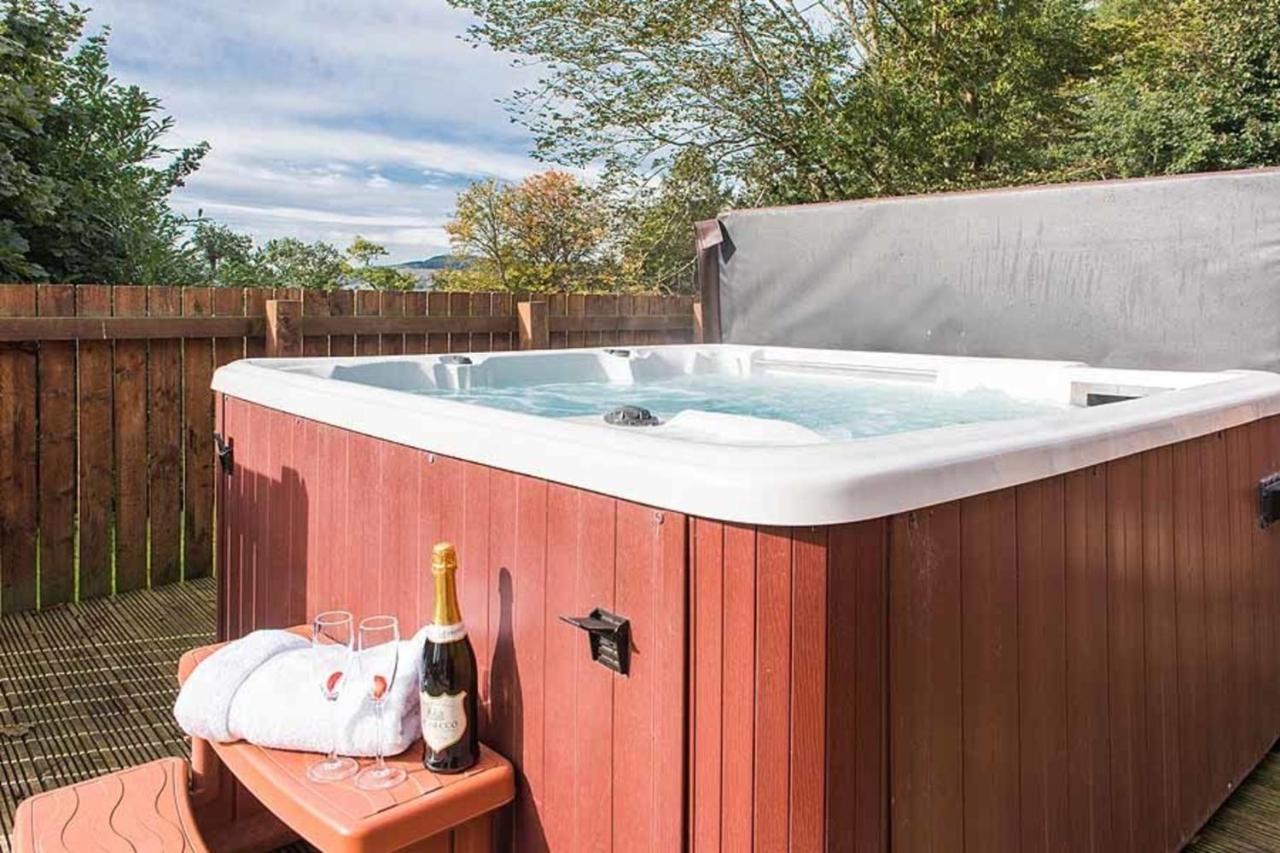 The Granary With Hot Tub Near Perth Perthshire Villa Forgandenny Bagian luar foto
